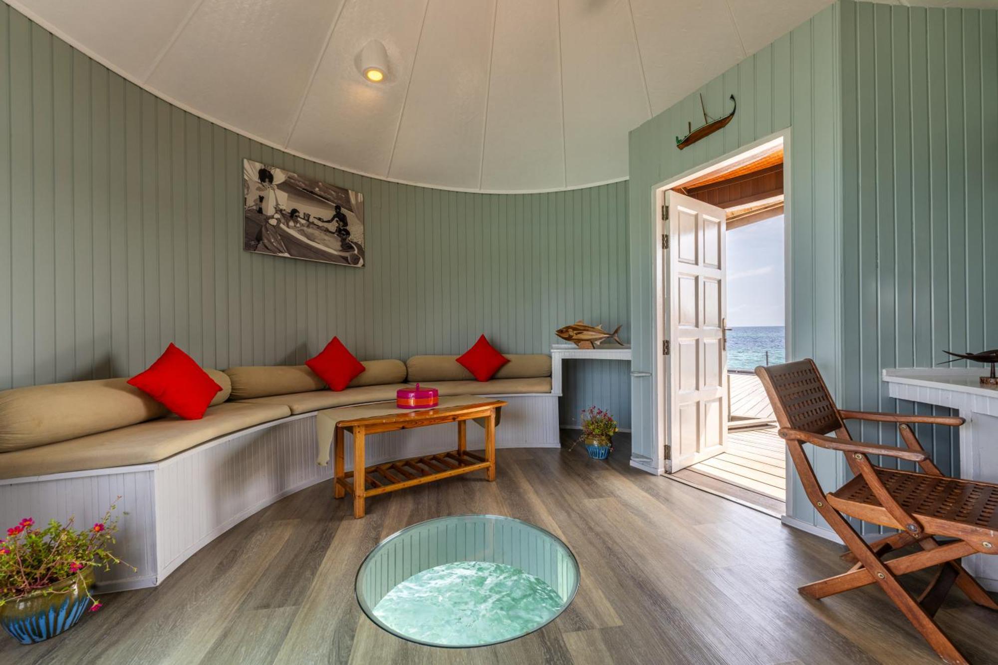 & Spa, Maldives Resort 5*